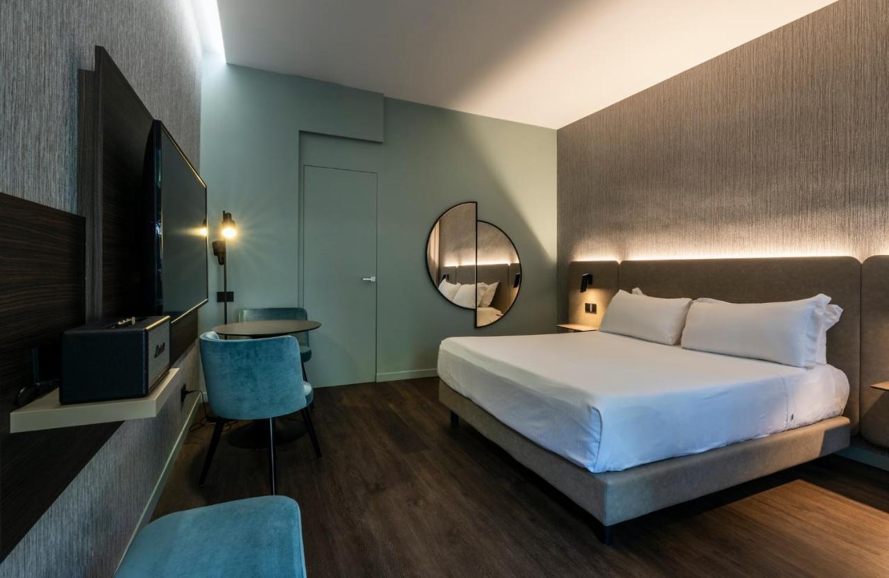 Hotel Mealba Saronno Extérieur photo