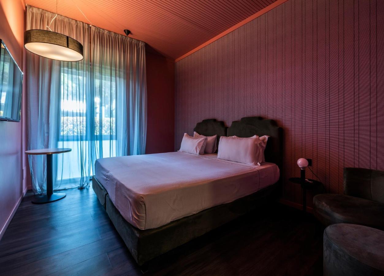 Hotel Mealba Saronno Extérieur photo