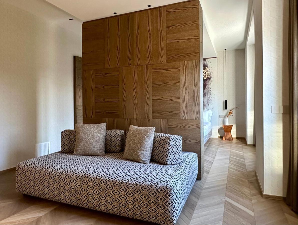Hotel Mealba Saronno Extérieur photo