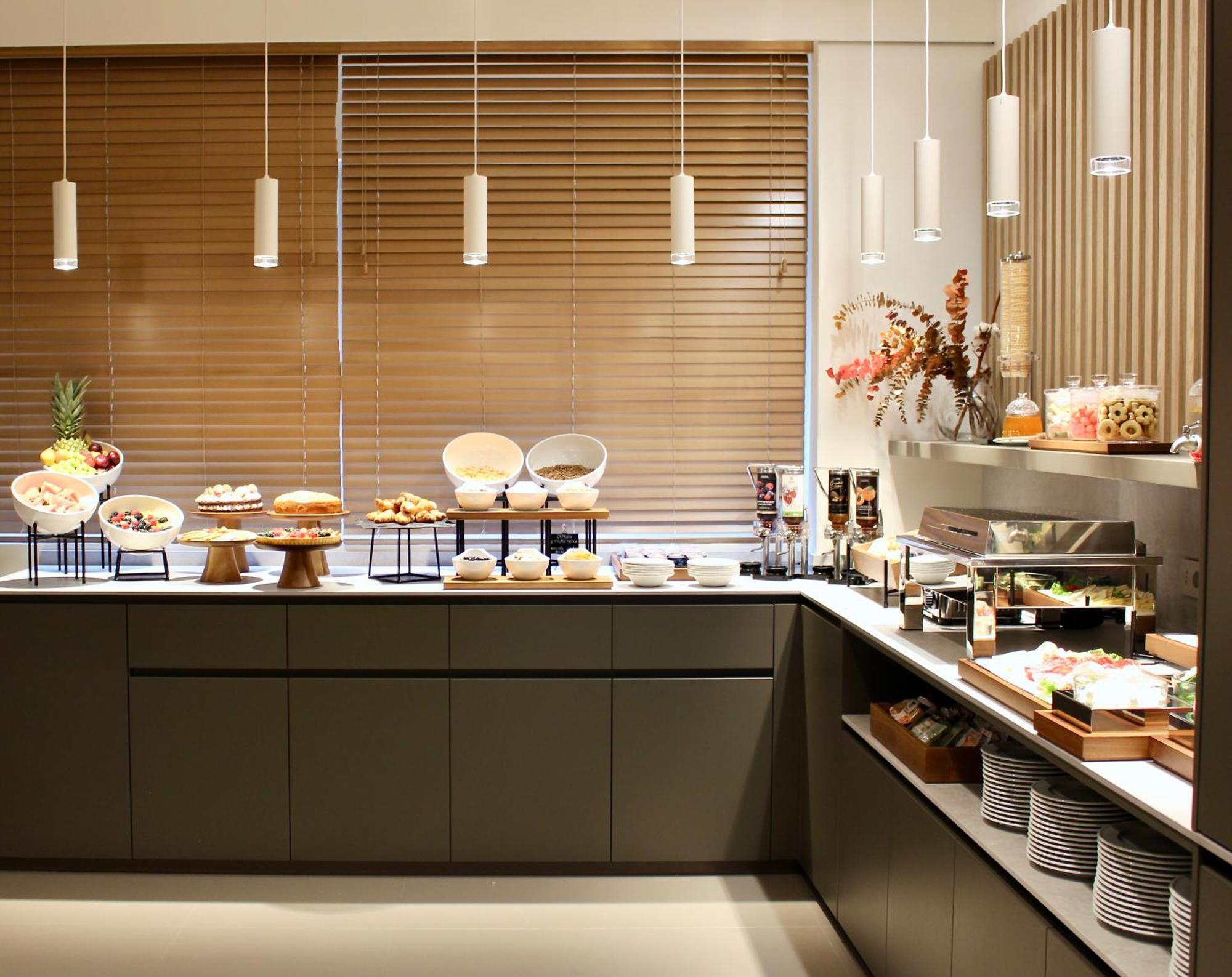 Hotel Mealba Saronno Extérieur photo
