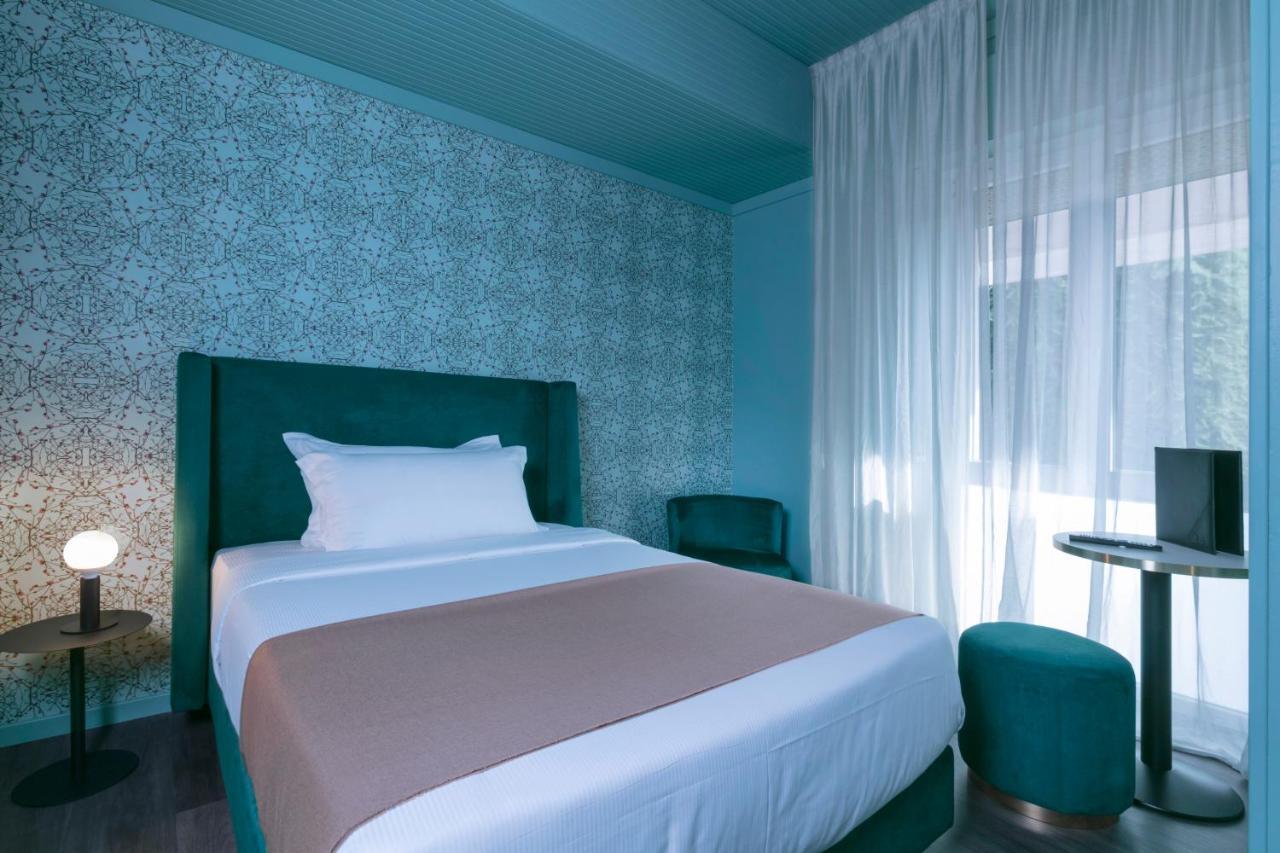 Hotel Mealba Saronno Extérieur photo